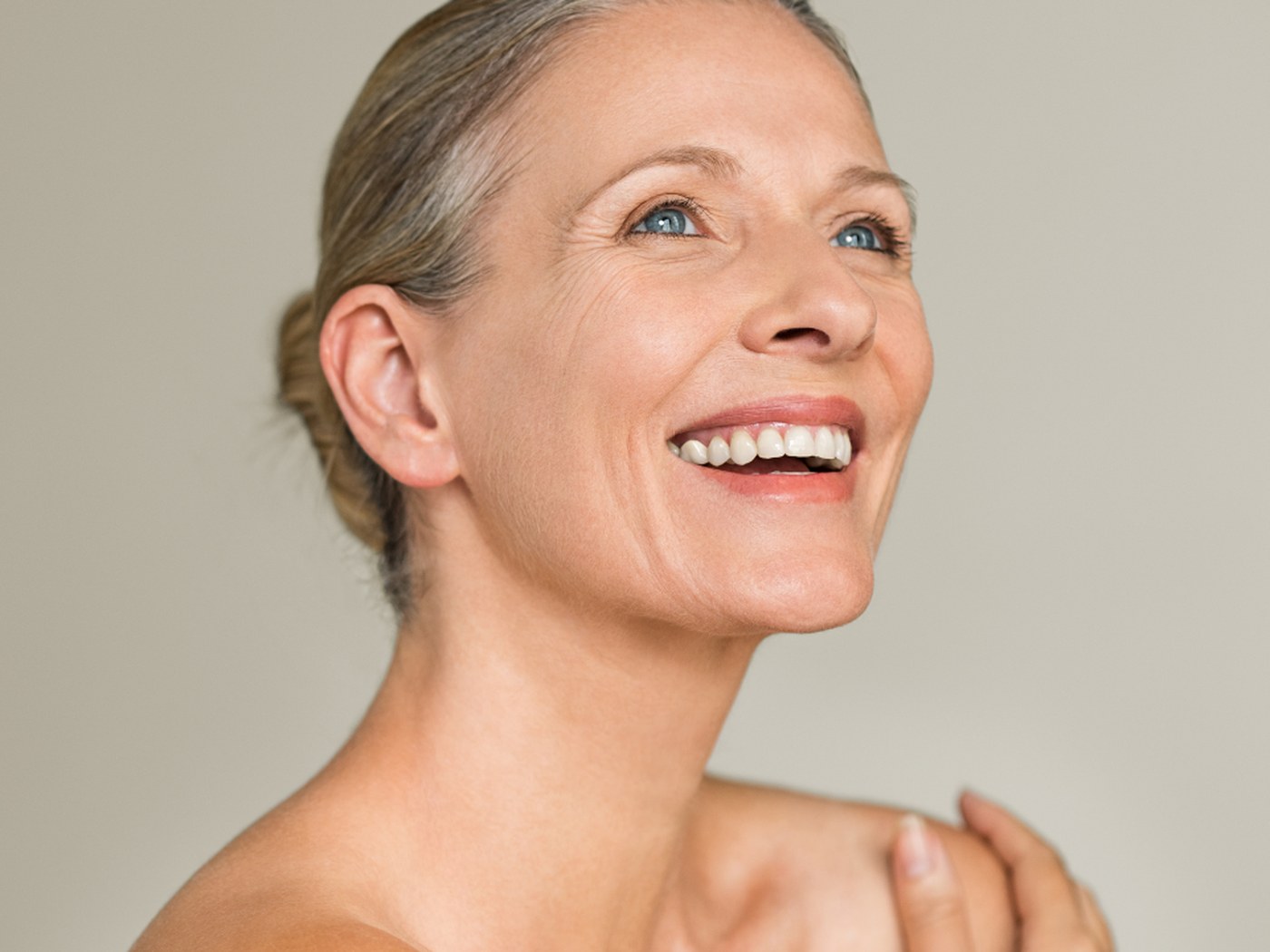 Sinais de envelhecimento facial e gerenciamento contínuo